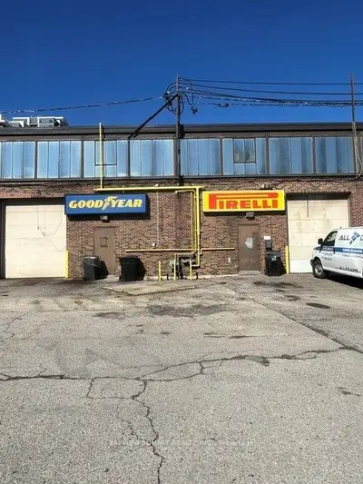 34 Doncaster Avenue Unit #2 & 3, Markham, On L3t 4s1