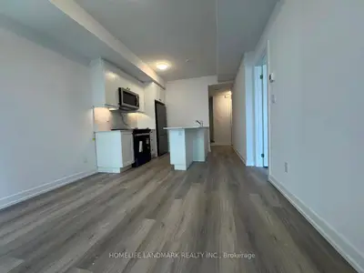 5 Bancroft Lane 308, Richmond Hill, On L4e 1m1