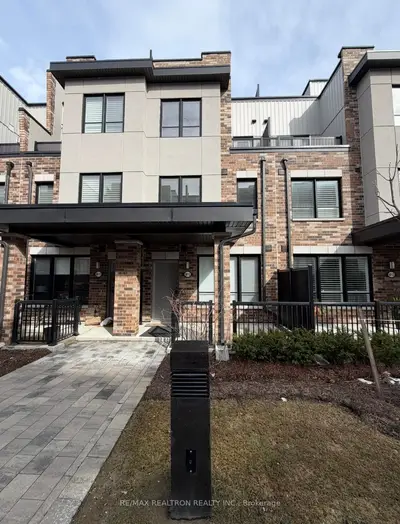 60 Baynes Way #12, Bradford West Gwillimbury, On L6g 0e3