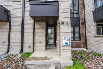 28 Credit Lane, Richmond Hill, On L4e 1g9