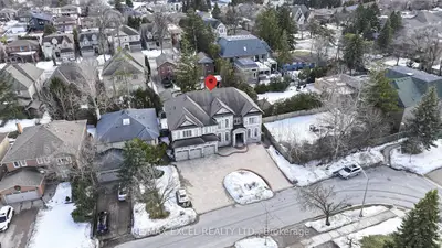 19 Addison Street, Richmond Hill, On L4c 9n1