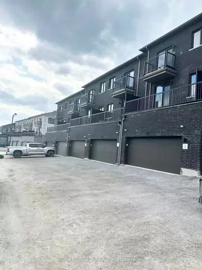 43 Helmkay Avenue, Richmond Hill, On L4e 1p3