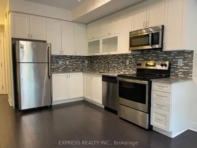 28 Prince Regent Street 240, Markham, On L6c 0v5
