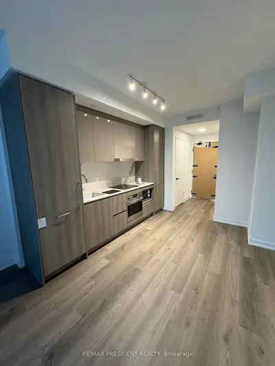 195 Commerce Street 4116, Vaughan, On L4k 0p9