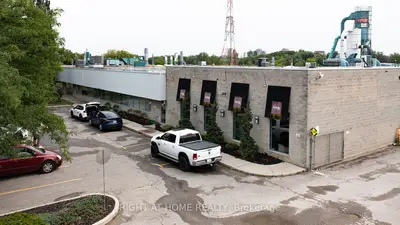 278 Newkirk Road, Richmond Hill, On L4c 3g7