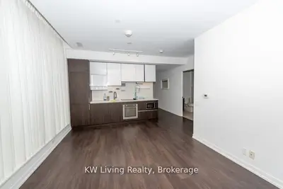 898 Portage Parkway 3302, Vaughan, On L4k 0j6