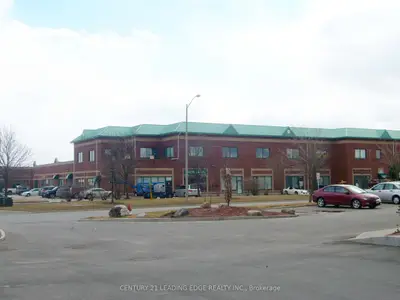 86 Ringwood Drive 48, Whitchurch-stouffville, On L4a 1c3