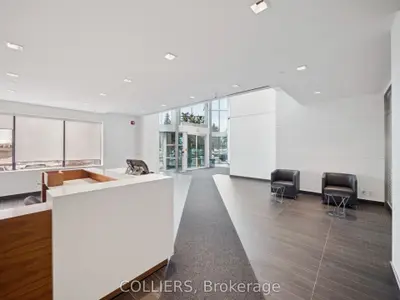 55 Renfrew Drive 200, Markham, On L3r 8h3