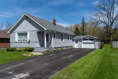 104 Laidlaw Street S, Brock, On L0e 1e0