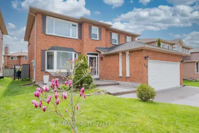 28 Westminster Drive, Richmond Hill, On L4b 1p7