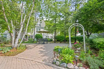100 Anna Russell Way 214, Markham, On L3r 6c7