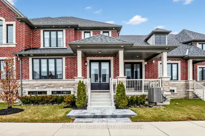 12 Hearthwood Gate, Whitchurch-stouffville, On L4a 4x1