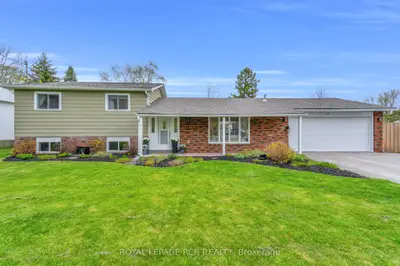 17 Cummings Road, Bradford West Gwillimbury, On L0g 1b0