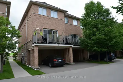 23 Observatory Lane 7, Richmond Hill, On L4c 0m7