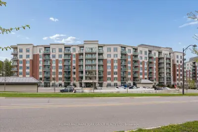 460 William Graham Drive 402, Aurora, On L4g 1x9
