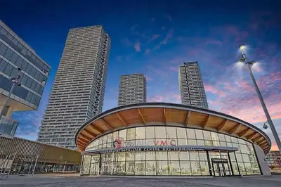 950 Portage Parkway 3705, Vaughan, On L4k 0j7