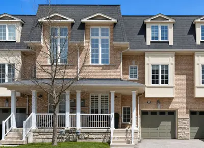 15 Old Colony Road Unit 8, Richmond Hill, On L4e 4l5