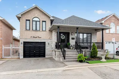 3 Amalfi Court, Vaughan, On L4l 9s2