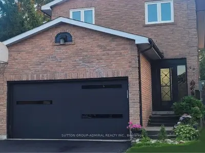 15 Miles Court, Richmond Hill, On L4c 5p7