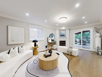 24 Normandy Crescent, Richmond Hill, On L4c 8l8