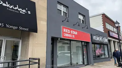15191 Yonge Street 2, Aurora, On L4g 1l8