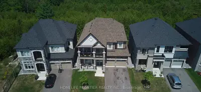 296 Ben Sinclair Avenue, East Gwillimbury, On L9n 0z1