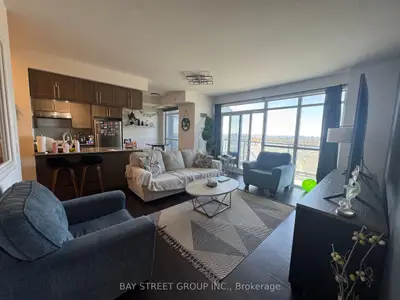 55 Oneida Crescent Lph04, Richmond Hill, On L4b 0e8