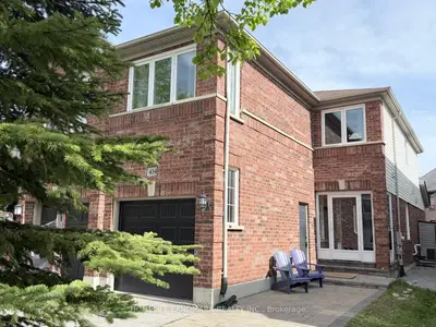 434 Heddle Crescent, Newmarket, On L3x 2j2