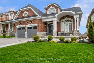 49 Victoria Street E, Innisfil, On L0l 1l0