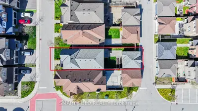 22 Mayapple Lane N, Richmond Hill, On L4e 1b8