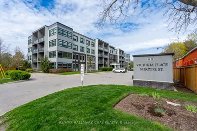 69 Boyne Street 103, New Tecumseth, On L9r 0n5