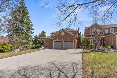 109 Angelina Avenue, Vaughan, On L4l 8n9