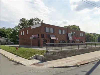 446 Davis Drive B (upper), Newmarket, On L3y 2p2