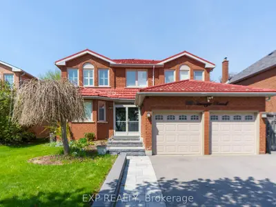 142 Savage Road, Newmarket, On L3x 1r3