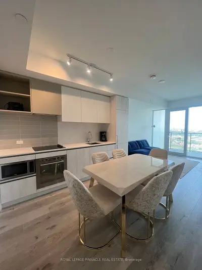 7890 Jane Street 2701, Vaughan, On L4k 0k9