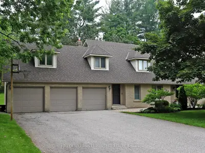 544 Woodland Acres Crescent, Vaughan, On L6a 1g2