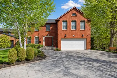 8 Goodmills Court, Markham, On L3r 7m2