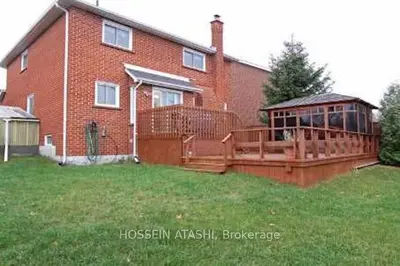 38 Rockford Court, Vaughan, On L4j 5h5