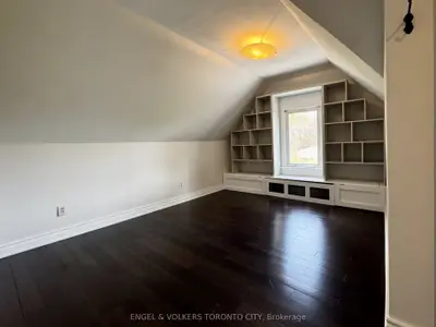 185 Rumble Avenue 2nd Fl, Richmond Hill, On L4c 4t3