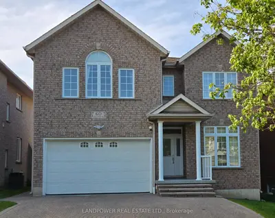 60 Valleyford Avenue, Richmond Hill, On L4c 0a6