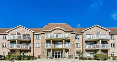32 Church Street 120, King, On L0g 1t0