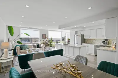 20 Harding Boulevard Ph 1208, Richmond Hill, On L4c 9s4
