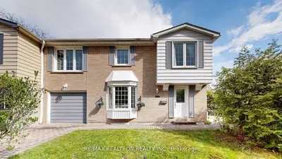 135 Avenue Road, Richmond Hill, On L4c 4z6