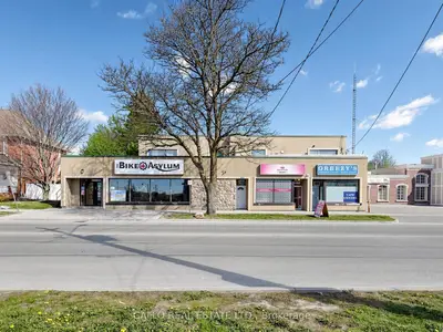6376-6388 Main Street, Whitchurch-stouffville, On L4a 1g3