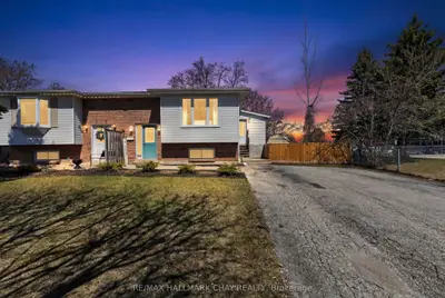 58 Biscayne Boulevard, Georgina, On L4p 3m8