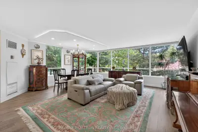 110 Promenade Circle 203, Vaughan, On L4j 7w8