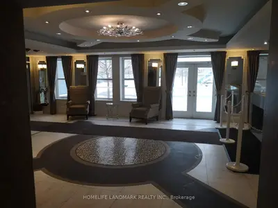28 Prince Regent Street 127, Markham, On L6c 0v5