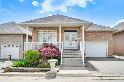 17 Amalfi Court, Vaughan, On L4l 9s2