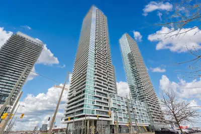 950 Portage Parkway 5901, Vaughan, On L4k 0j7