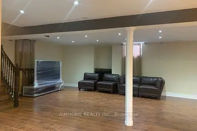 117 Snively Street, Richmond Hill, On L4e 4n9